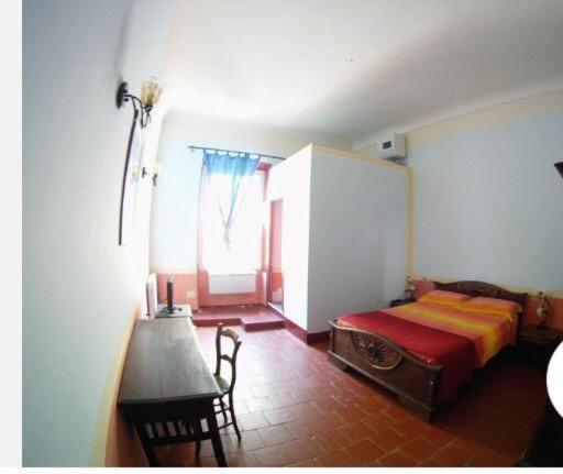 Ampia Stanza Con Bagno Privato, Centro Sassari Apartment Bagian luar foto